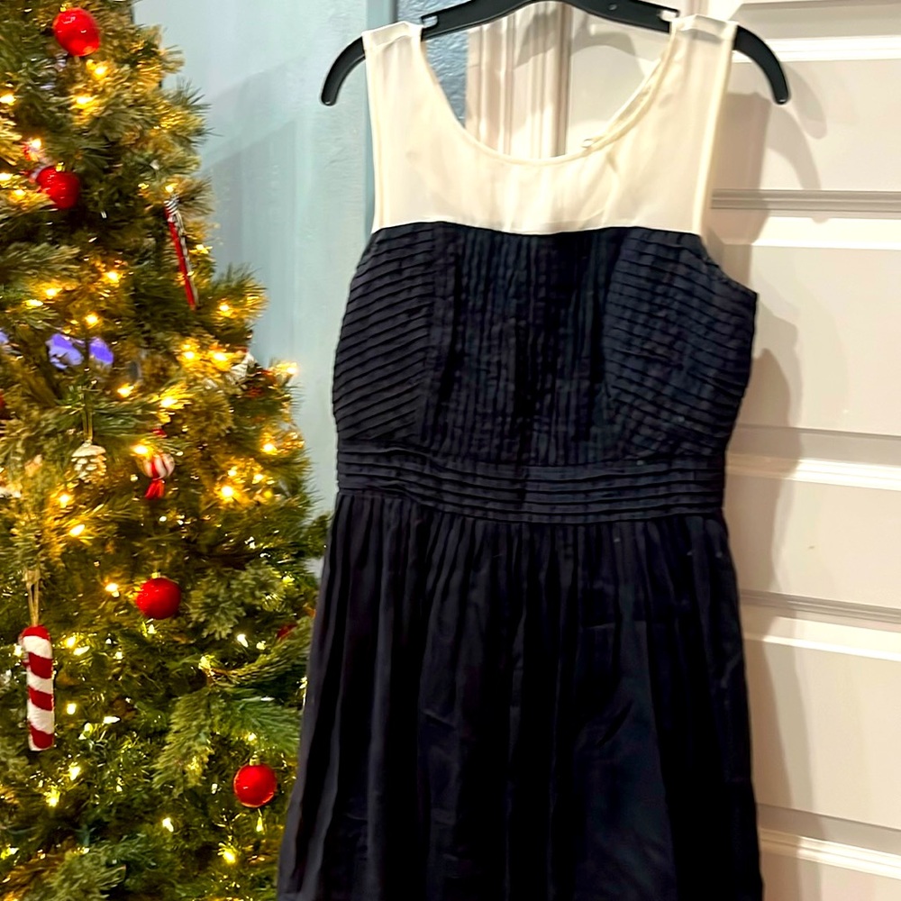 Loft navy pleated dress with sheer neck 8